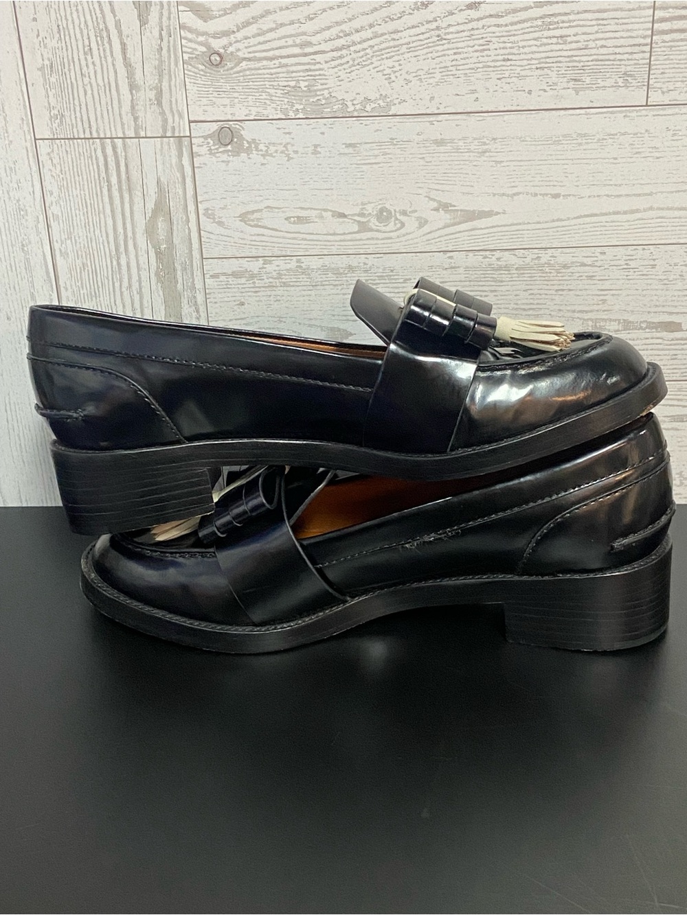 Tory Burch Hyde Black Leather Fringe Tassel Loafers - Size 8M - Picture 3 of 16